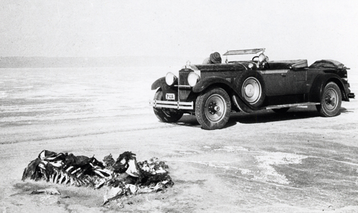  Gsta Fraenckels Packard vid saltsjn Chott el Djerid i Tunisien 1930. Foto: Gsta Fraenckel (ls mer om honom i artikeln som finns lnkad lngst ner i den hr artikeln) 